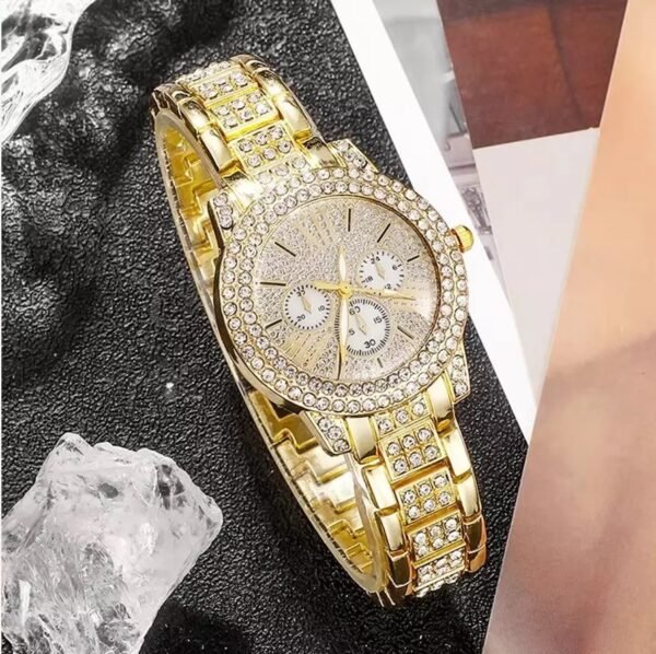 Full Diamond Bracelet Watch Suit Women's Quartz Watch - Image 4