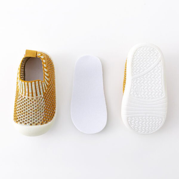 Soft Soled Children's Breathable Mesh Shoes - Image 5